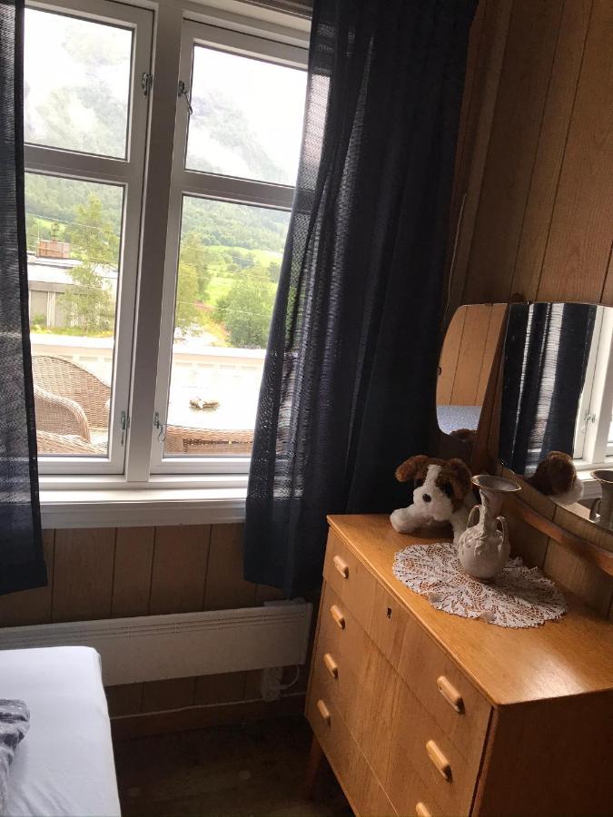 Josygaard Bed & Breakfast Austefjorden Exterior photo